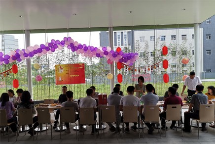 2019年中秋活動(dòng)--"月是故鄉(xiāng)明，情是容辰濃"